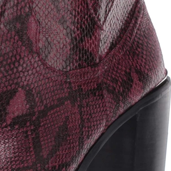 Steve Madden NWOT Zora Maroon snakeskin heeled western ankle boots size 10 - Picture 13 of 14